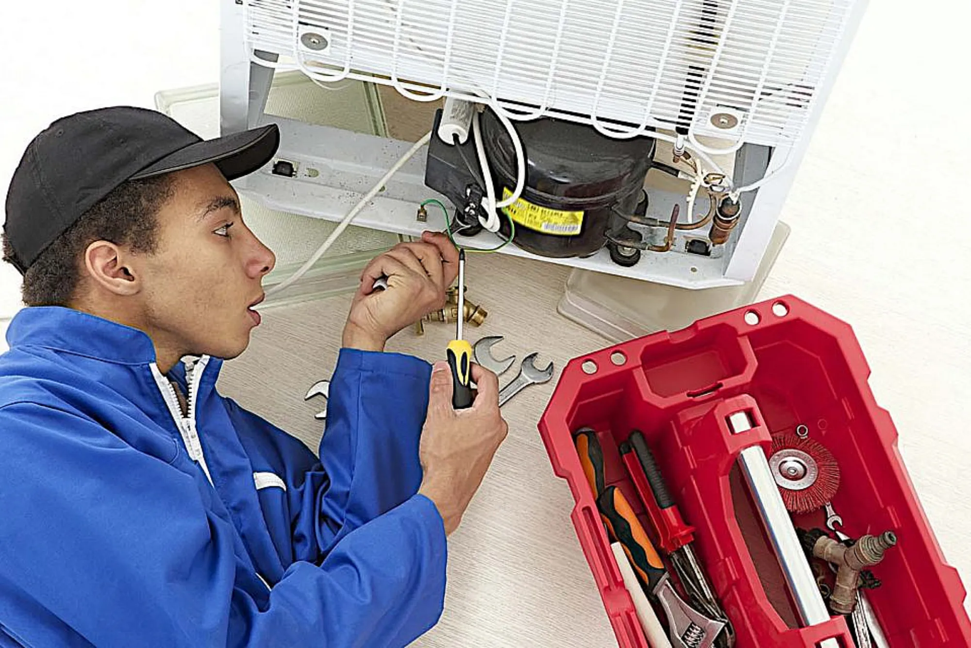 Refrigerator Repair in Sharjah: Ensuring Your Appliance Stays Cool