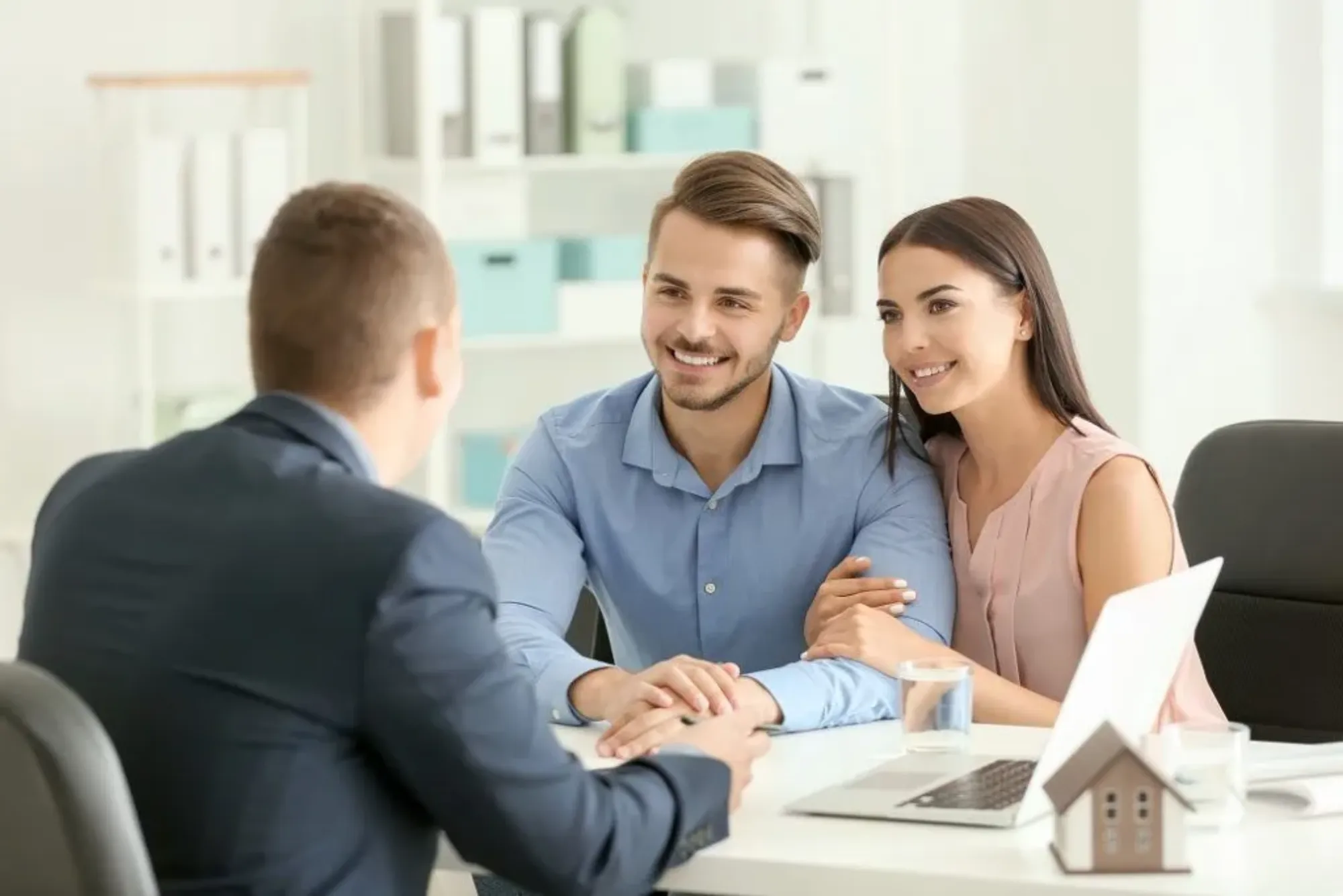 Understanding Mortgage Brokers How They Help You Secure the Best Loan